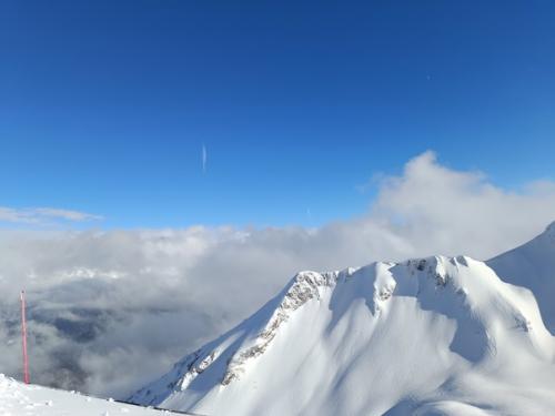 Мои приключения.  А теперь я расскажу и покажу вам обратную сторону катаний на горнолыжке. 05