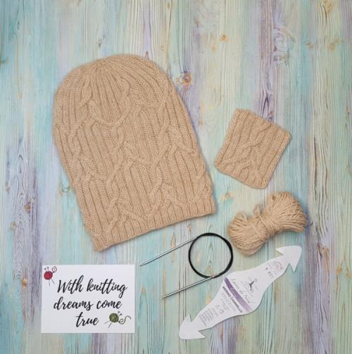 Нежная бежевая шапка бини на весну спицами! 09 Нежная бежевая шапка бини на весну спицами! 09