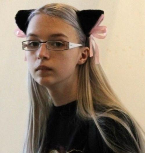 Дочурка Миши Ефремова 20-летняя Анна Мария Ефремова попросила обращаться к ней исключительно в мужском роде. 01