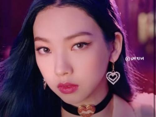 Знаменитости, которые стали красивее после изменения формы бровей. 04 Знаменитости, которые стали красивее после изменения формы бровей. 04