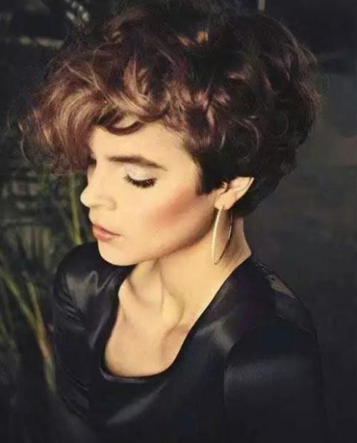 Краткий обзор модных направлений на 2018 год. 01