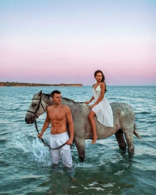 Чекалины - известные блогеры. 01