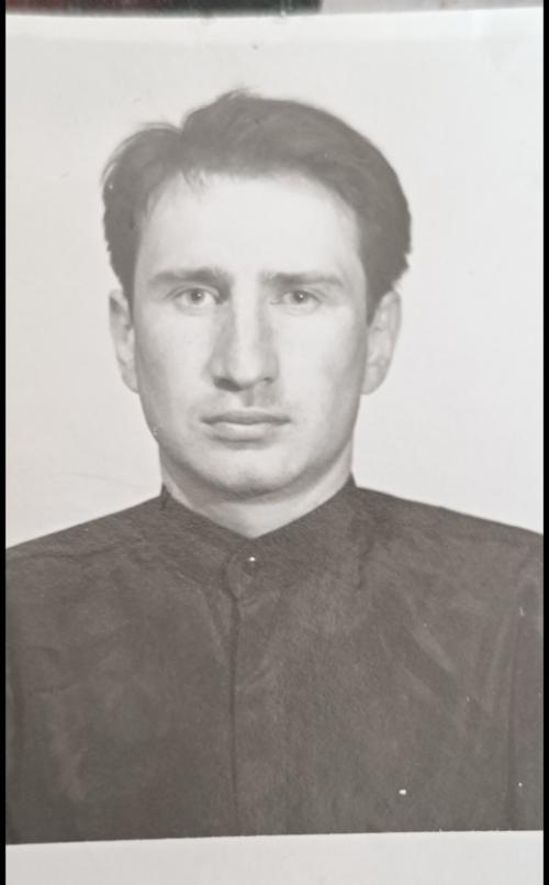 Мои фото на ДОКУМЕНТЫ смотрю и не верится. 02