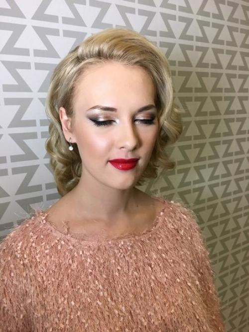 Макияж и прическа бесплатно! 01