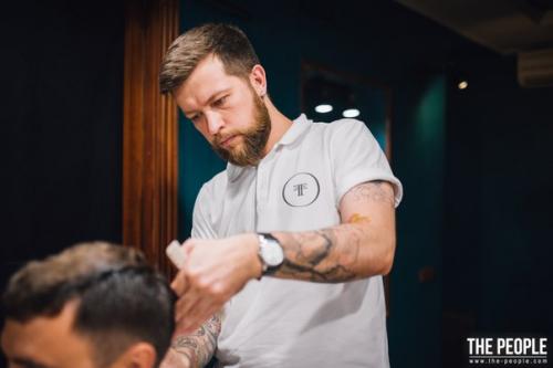 3 барбера, которые знают как из бородатого мужика сделать настоящего джентльмена (начало). 04