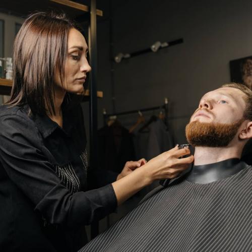 Классика - самая популярная стрижка. 01