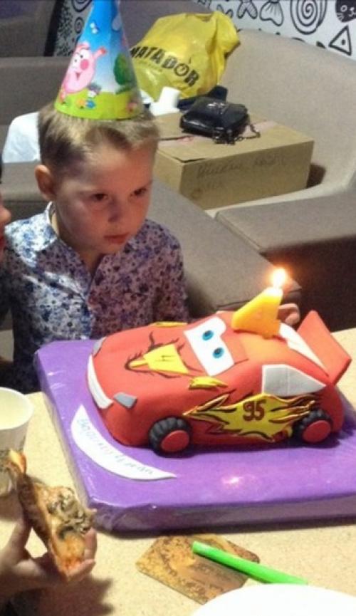 Вырос малыш - сынишка, семилетний парнишка с модной стрижкой! 02