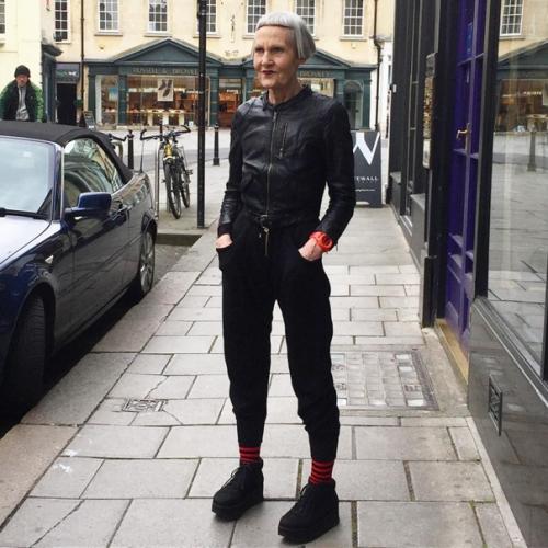 Джин Вудс (Jean Woods) - 80-летняя модница из британского города бат. 02