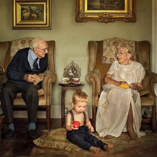 Фотограф устроил фотосессию для супругов, которые вместе 72 года, чтобы показать, как выглядит настоящая любовь. 04