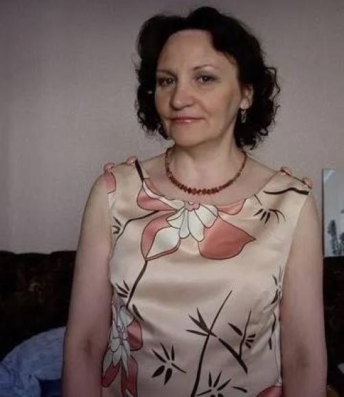 В московском метро 64-летняя женщина 13-летнюю школьницу на рельсы толкнула. 01