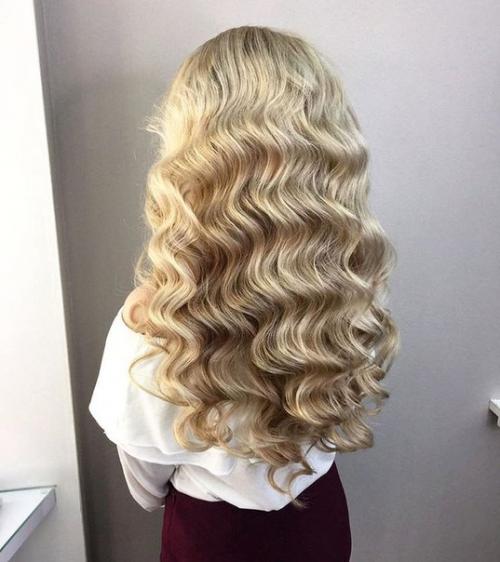 Девушки!  Напоминаю, что помимо стрижек и окрашивания я занимаюсь вечерними? 04