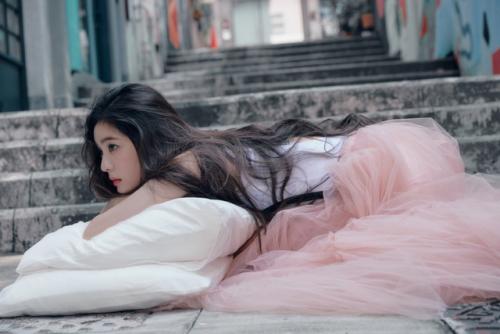 Новые тизеры айрин к альбому Like A Flower. 06