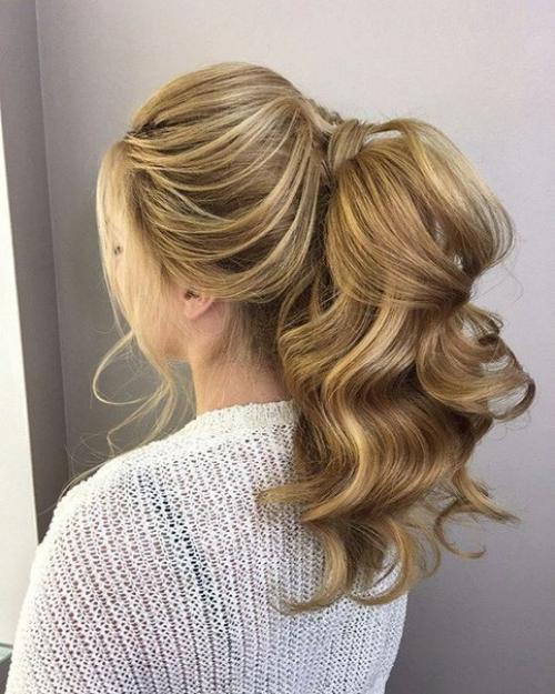 Девушки!  Напоминаю, что помимо стрижек и окрашивания я занимаюсь вечерними? 03