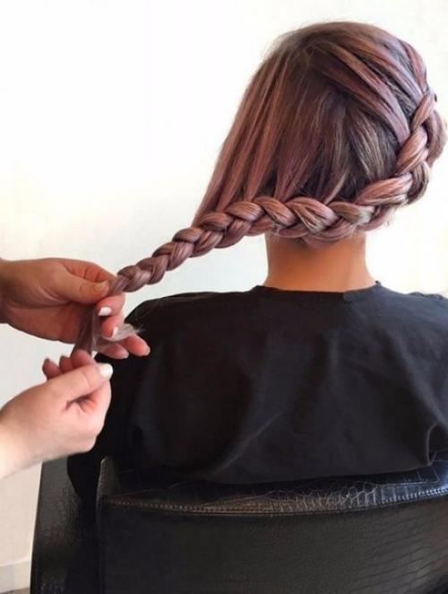 Прическа с цветком из волос. 05