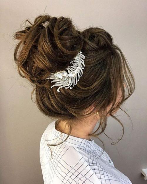 Девушки!  Напоминаю, что помимо стрижек и окрашивания я занимаюсь вечерними? 06