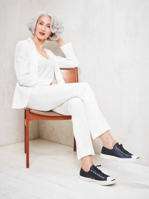 Просматривала новые коллекции и меня зацепила коллекция AGE OF Beauty Collection от Schwarzkopf Professional и захотелось с вами поделится. 02