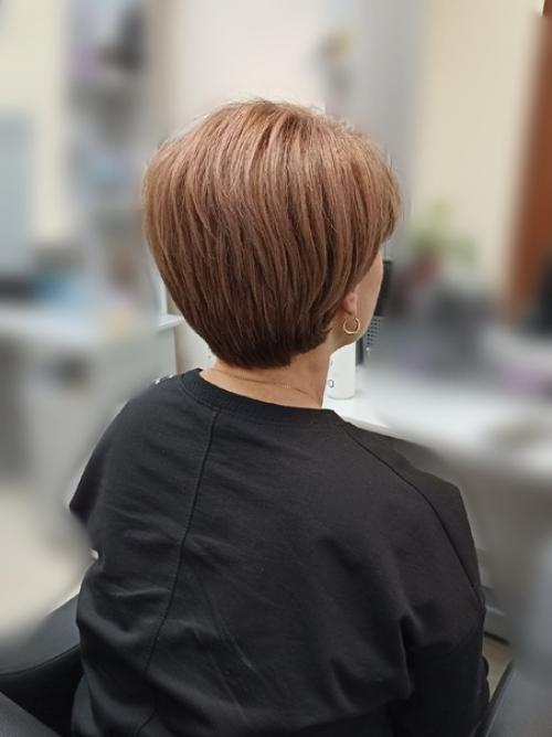 Красота волос заключается не только в их здоровье, но и в правильной стрижке. 02