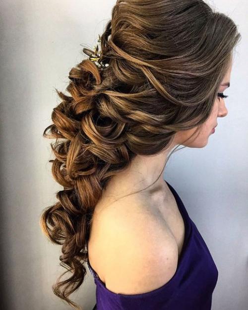 Девушки!  Напоминаю, что помимо стрижек и окрашивания я занимаюсь вечерними? 01