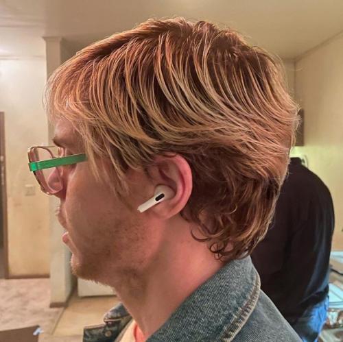 Наша дорогая шей снова делится фотографиями прически эвана для Дамера. 03