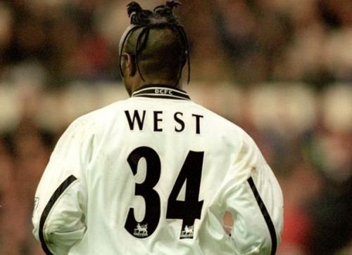 Тарибо уэст: история эксцентричного и скандального защитника, кидавшего майку в Мирча луческу и ставшего пастором. 03