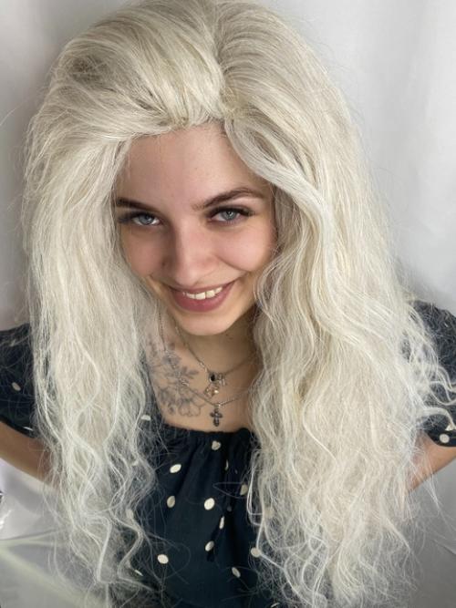 Вот так, мы общими усилиями с Евгенией вышли из каштана в холодный, длинный блонд который не пожелтеет! 02