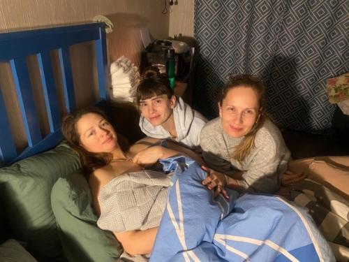 Никогда не получается сделать нарядное фото с младенцем. 01