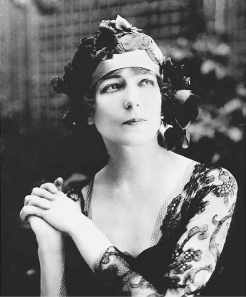 Мода на тело: как за 100 лет менялось понятие идеальности, II часть. 01