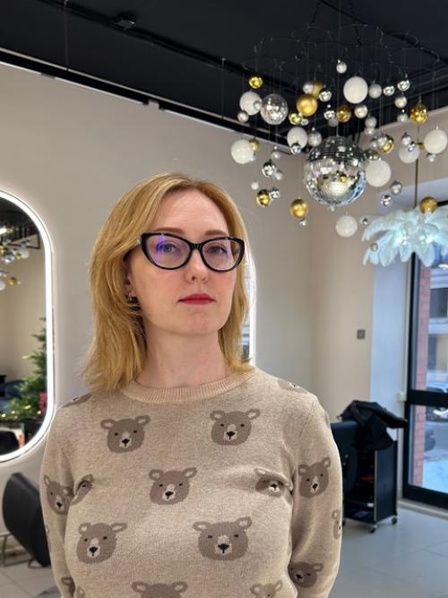 Решила показать вам какую вариативность укладок имеют мои стрижки. 01