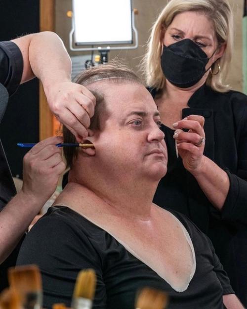 Мыло Dove обвиняет гримёров Брендана фрейзера в Присвоении Жира после победы на оскаре. 03 Мыло Dove обвиняет гримёров Брендана фрейзера в Присвоении Жира после победы на оскаре. 03