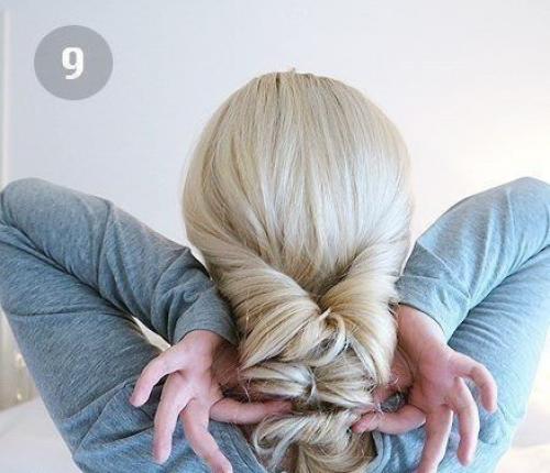 Быстрая и удобная прическа на длинные волосы. 08