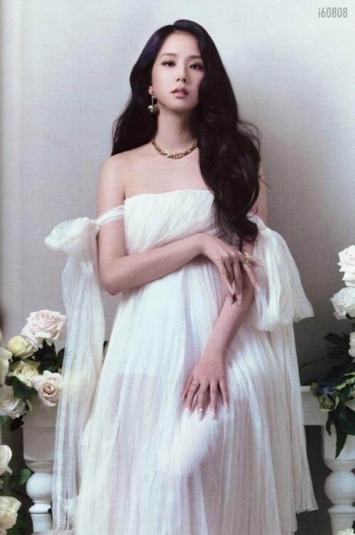 100322: Blackpink's Season's Greeting. 09