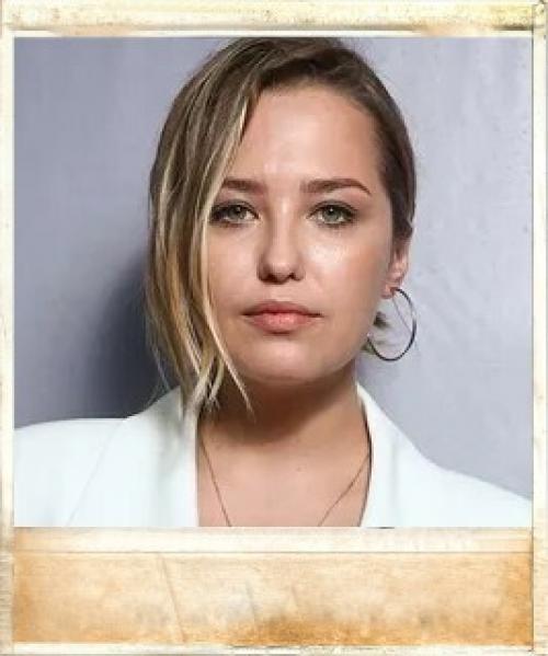 * Три бракосочетания и одно платье: Аглая шиловская раскрыла секрет союза с Александром Устюговым *. 01