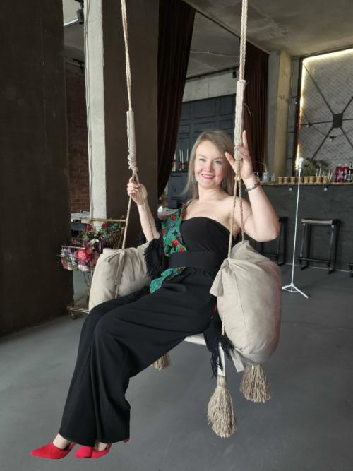 А вы знали, что свадьбу легче пережить, если расписаться в загсе заранее? 02