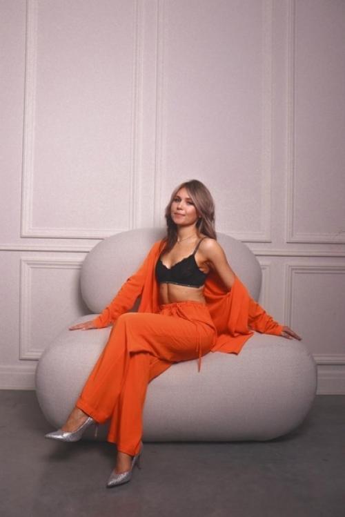 Прекрасная и талантливая Сашенька. 02 Прекрасная и талантливая Сашенька. 02