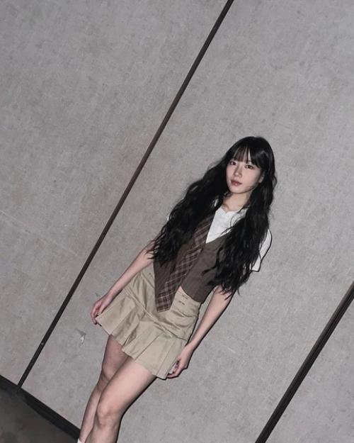 070323: казуха из LE Sserafim опубликовала фотографии с ч лкой. 05 070323: казуха из LE Sserafim опубликовала фотографии с ч лкой. 05