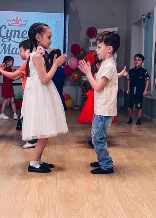 8 марта или супер - мама. 04