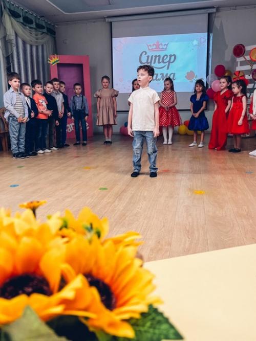 8 марта или супер - мама. 03