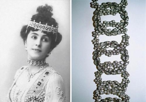 На многих фото российской примы балета Матильды кшесинской можно рассмотреть невероятный красоты чокер ювелира Жоржа фуке! 04 На многих фото российской примы балета Матильды кшесинской можно рассмотреть невероятный красоты чокер ювелира Жоржа фуке! 04