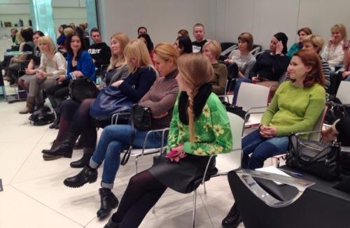 Парикмахер - это безусловно творческая профессия, поэтому для мастеров, как для любых художников, очень важно иметь источник вдохновения! 07