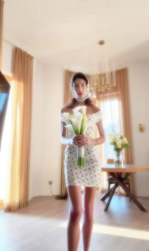 Дочь Оксаны Рим, фэшн - инфлюенсер варвара Протасова, вышла замуж за своего возлюбленного, Степана симкина. 03