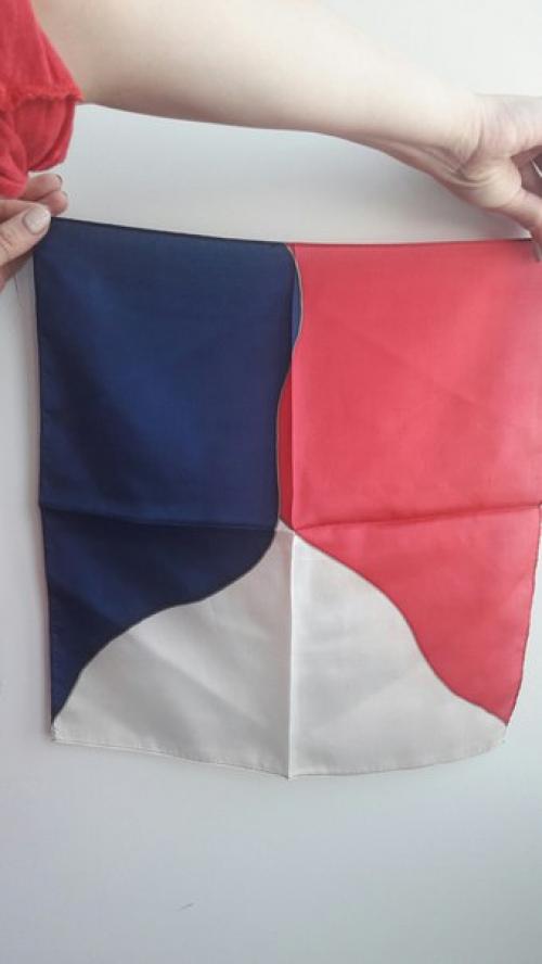 В декабре месяце моя подруга Софья Порошина подарила мне подарочный сертификат к имиджмейкеру. 06