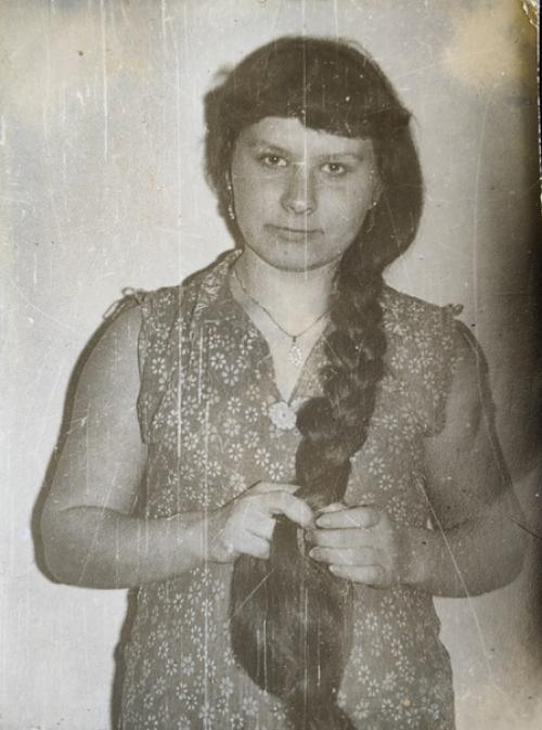 Думаю, все знают, что волосы, их состояние, причёска являются одним из проявлений нашего внутреннего мира, как психического, так и физического. 01