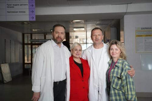 Работа в кино очень затягивает, это не обычный день визажиста. 05