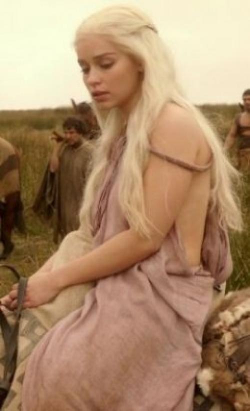 Игра престолов.  Дайнерис таргариен. 03