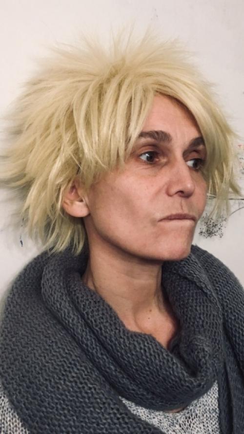 Ну реально, у человека всегда есть возможность придумать себе мечту. 01