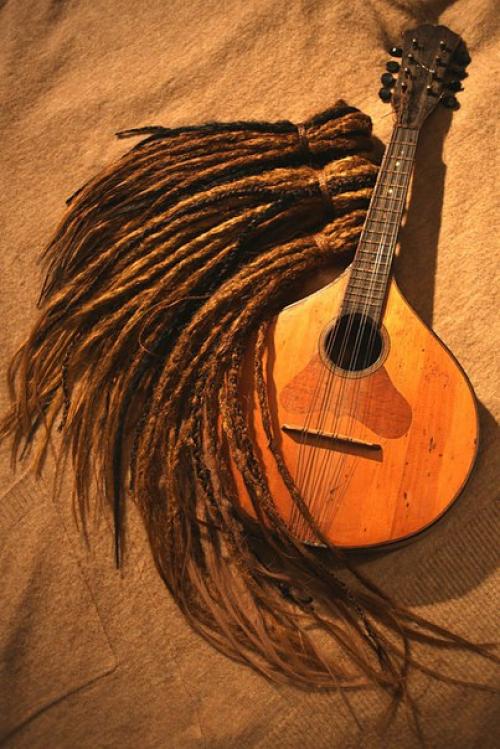 Спб!  Таким образом, если вы устали каждый день тратить час своей жизни с утра на укладки и прически - этот пост для вас! 09