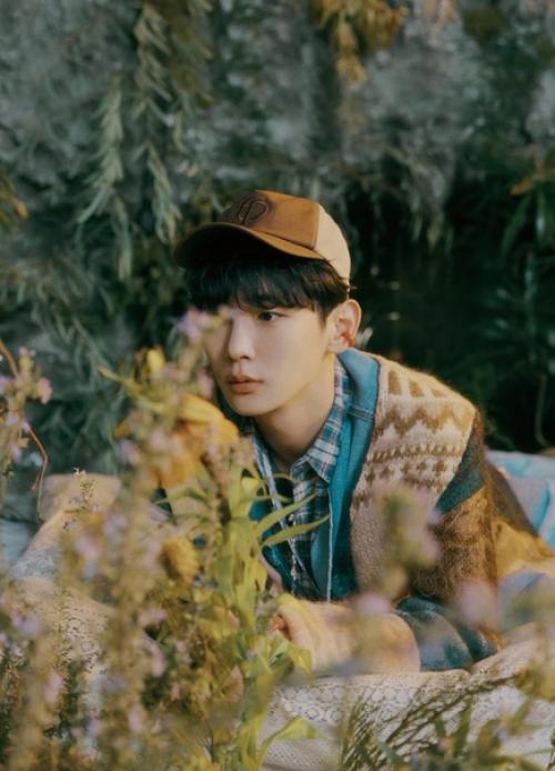 Theqoo тизеры с Ки и тэмином к грядущему переизданному альбому SHINее. 02 Theqoo тизеры с Ки и тэмином к грядущему переизданному альбому SHINее. 02