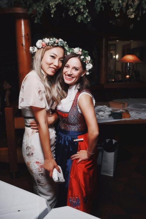 Сходили на свадьбу (юбилей, день рождения, вечеринку), там был фотографа, а где фоточки? 08 Сходили на свадьбу (юбилей, день рождения, вечеринку), там был фотографа, а где фоточки? 08