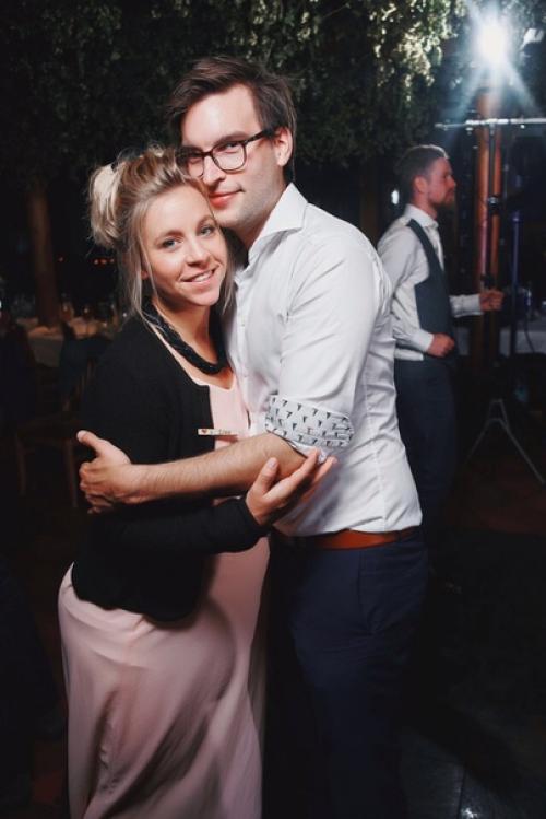 Сходили на свадьбу (юбилей, день рождения, вечеринку), там был фотографа, а где фоточки? 06 Сходили на свадьбу (юбилей, день рождения, вечеринку), там был фотографа, а где фоточки? 06