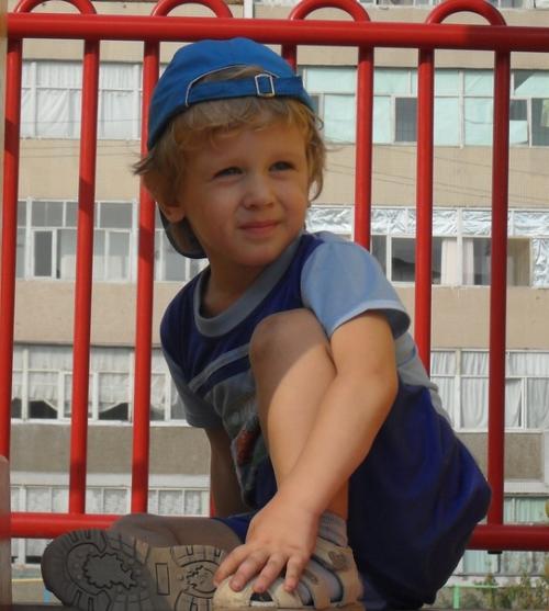 Вжух и он уже выше тебя. 02